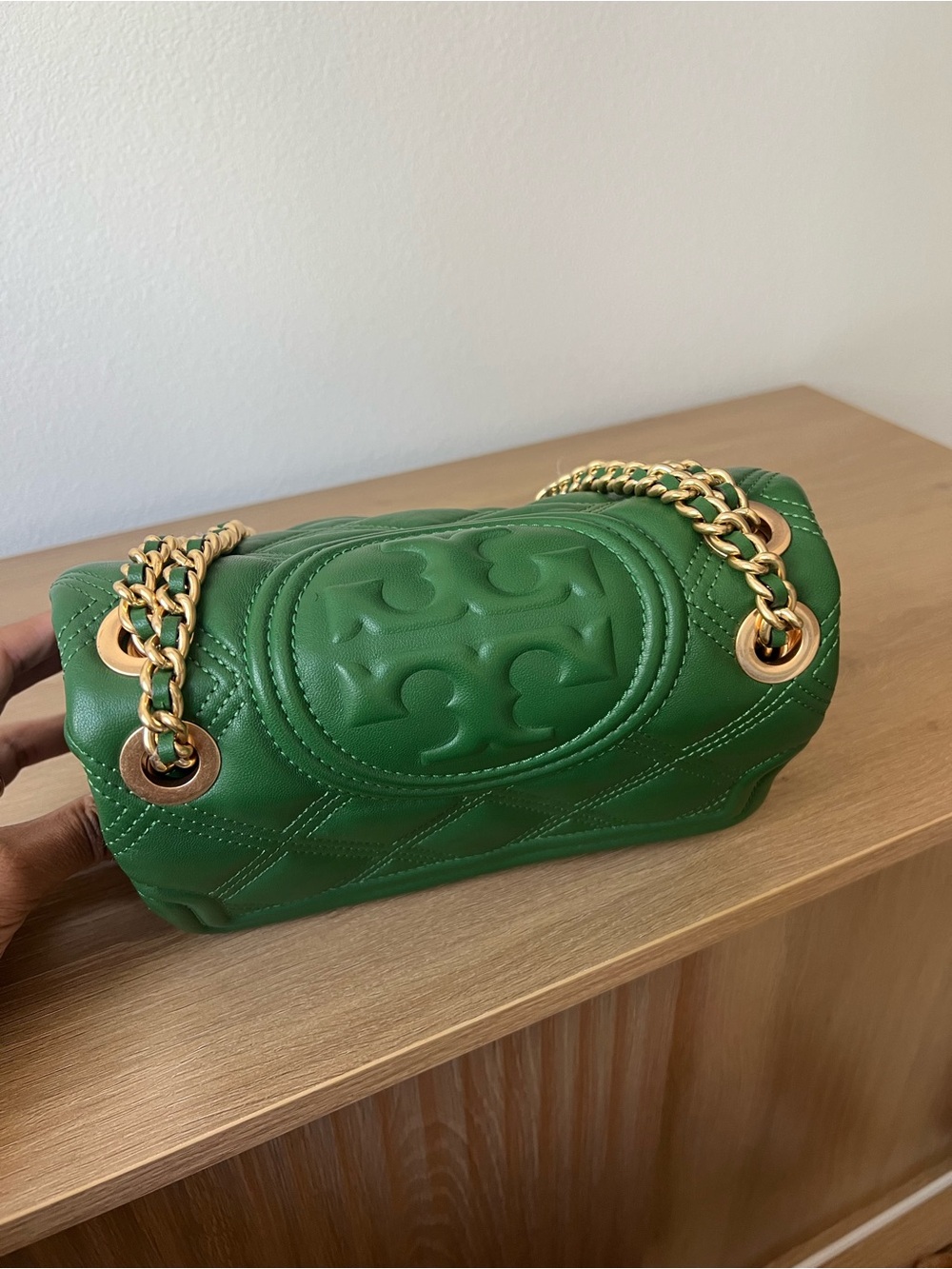 Tory Burch Green Quilted Crossbody with Gold Chain - Fleming Arugula SMALL - Picture 4 of 7